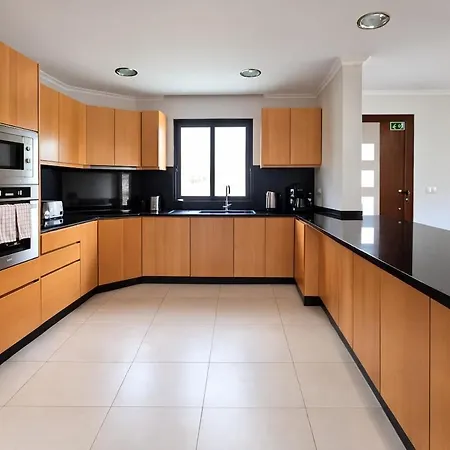 Capela House - Your Away From Campanário